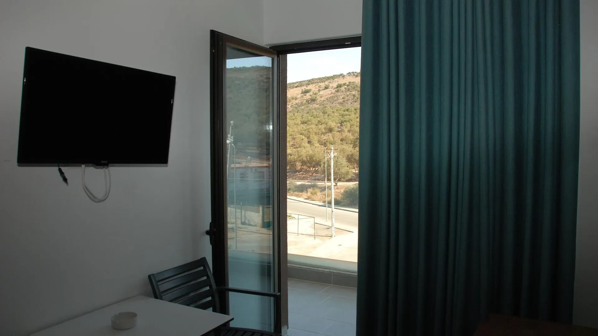Bianco Hotel Ksamil