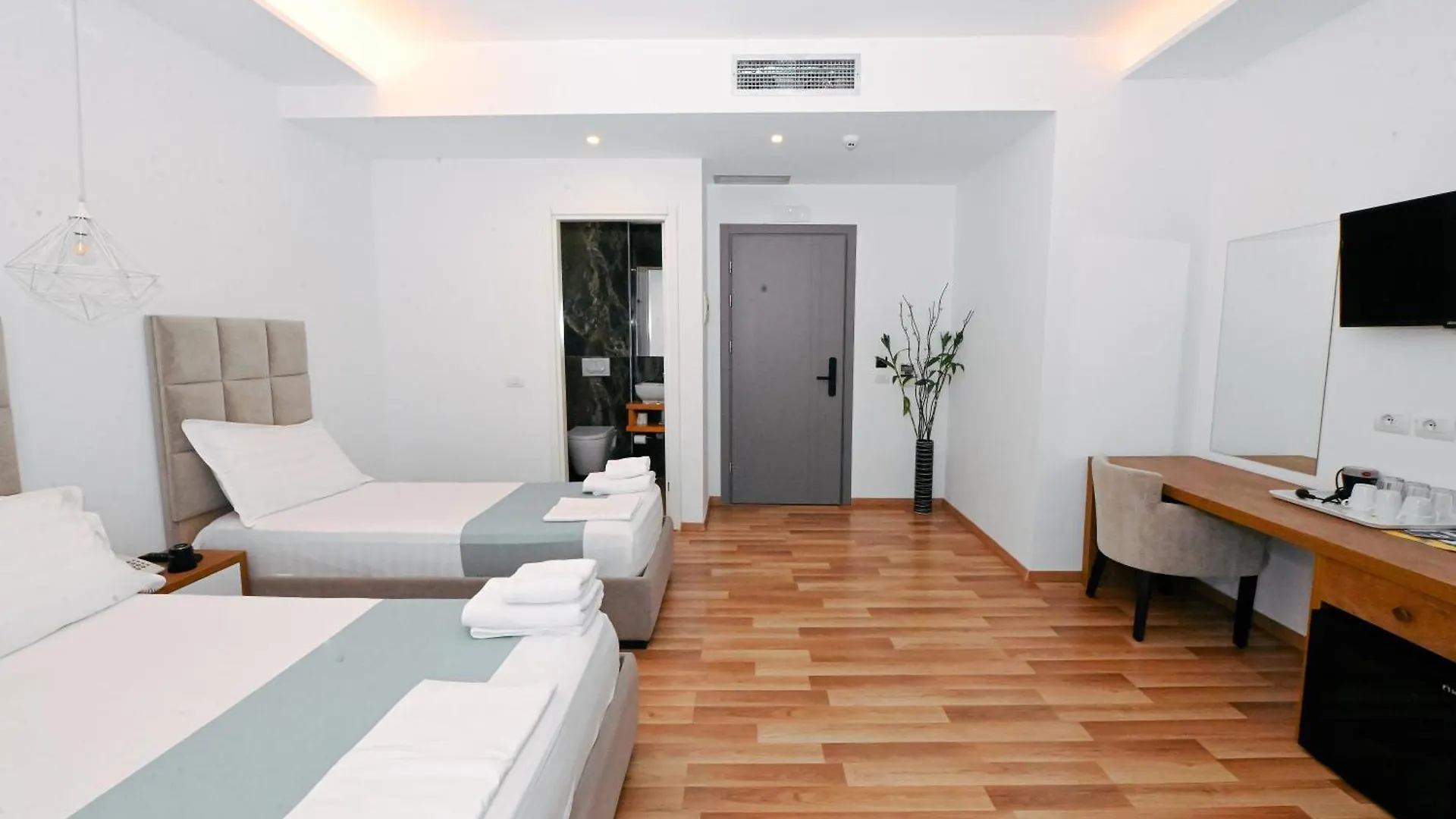 Bianco Hotel Ksamil